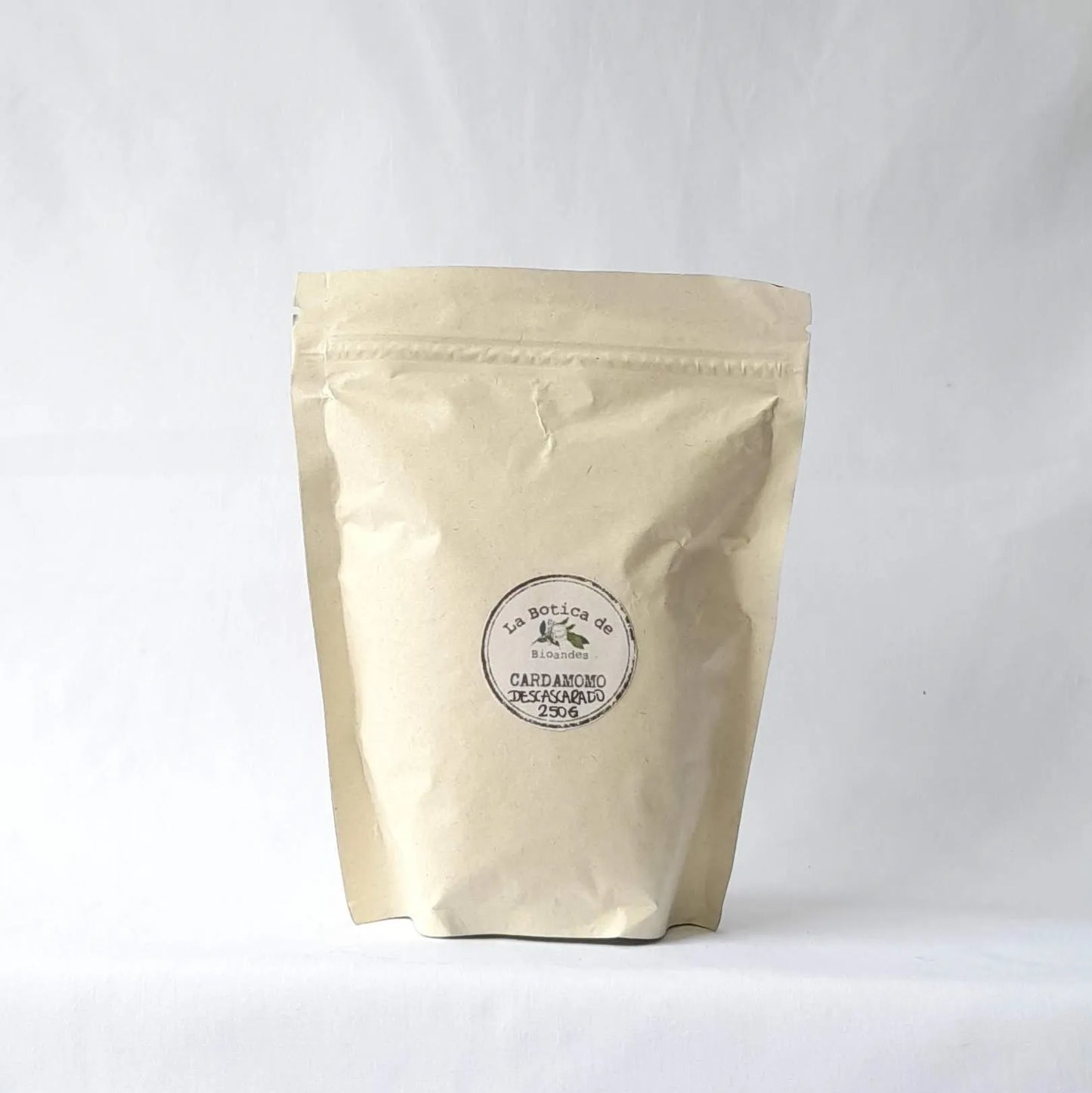 Cardamomo orgánico descascarado